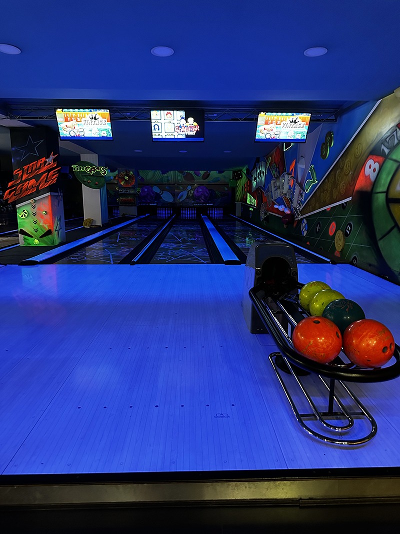 Piste da Bowling illuminate al San Cristobal